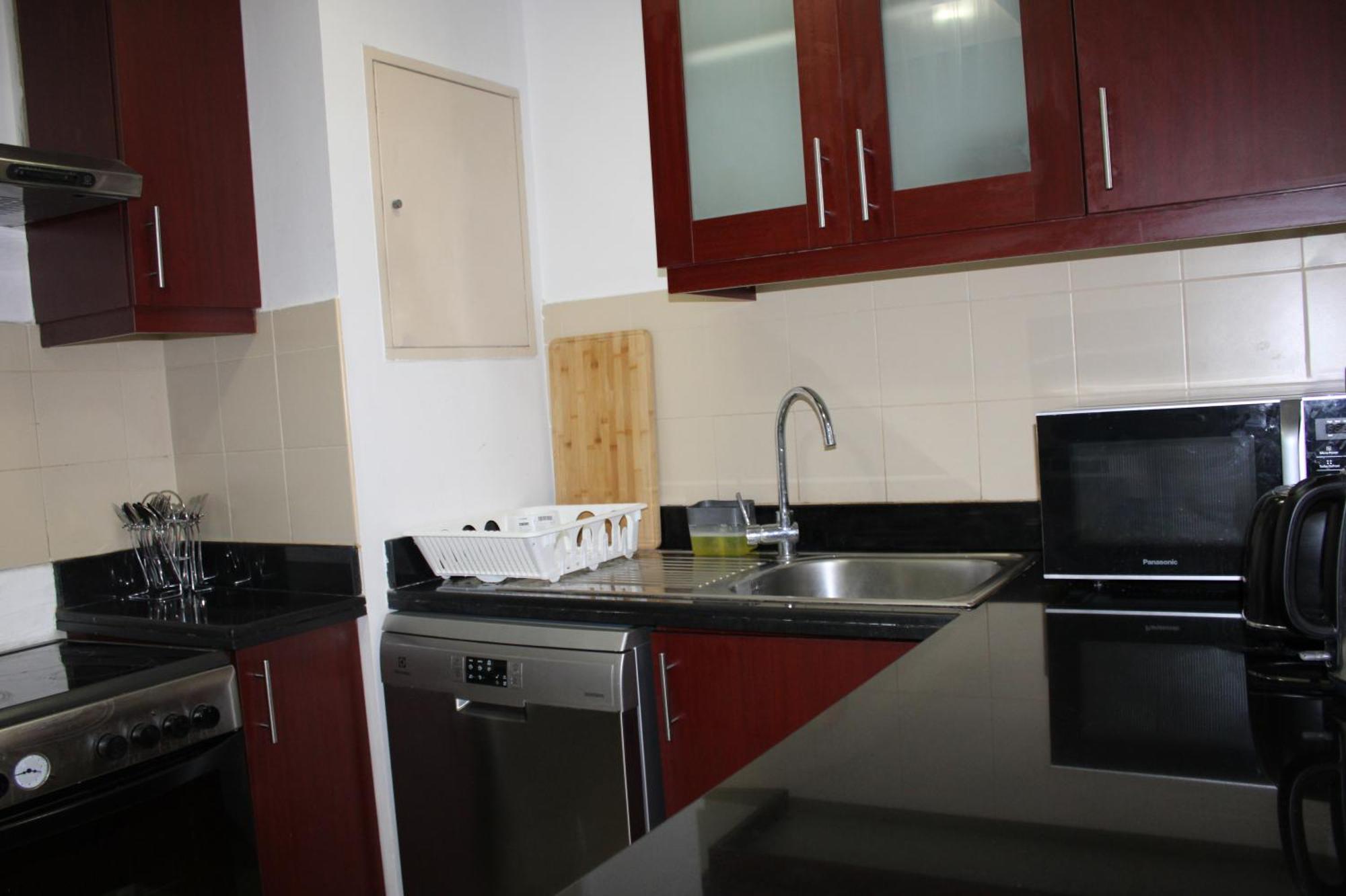 Urban Panda Skyview Homestay Jbr Dubai Exterior foto